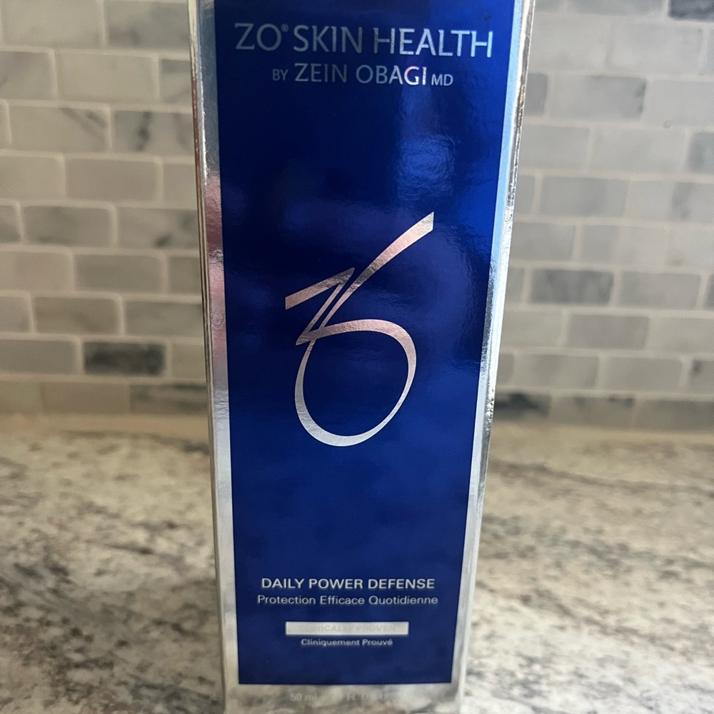 ZO Skin Health Daily Power Defense Serum - Blue